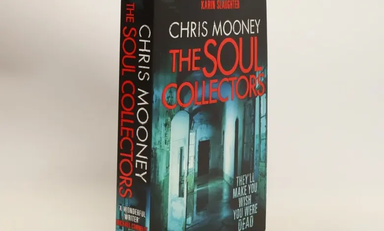 Knihový bestseller The Soul Collectors od Chrisa Moonie.
